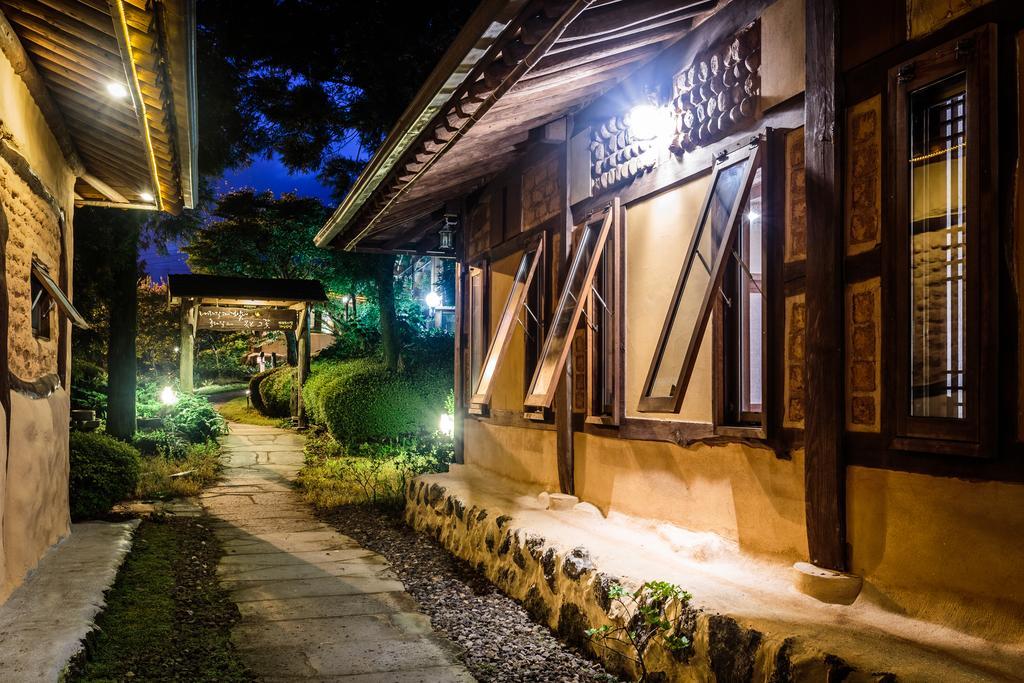 Kasan Tobang Hostel Seogwipo Exterior photo