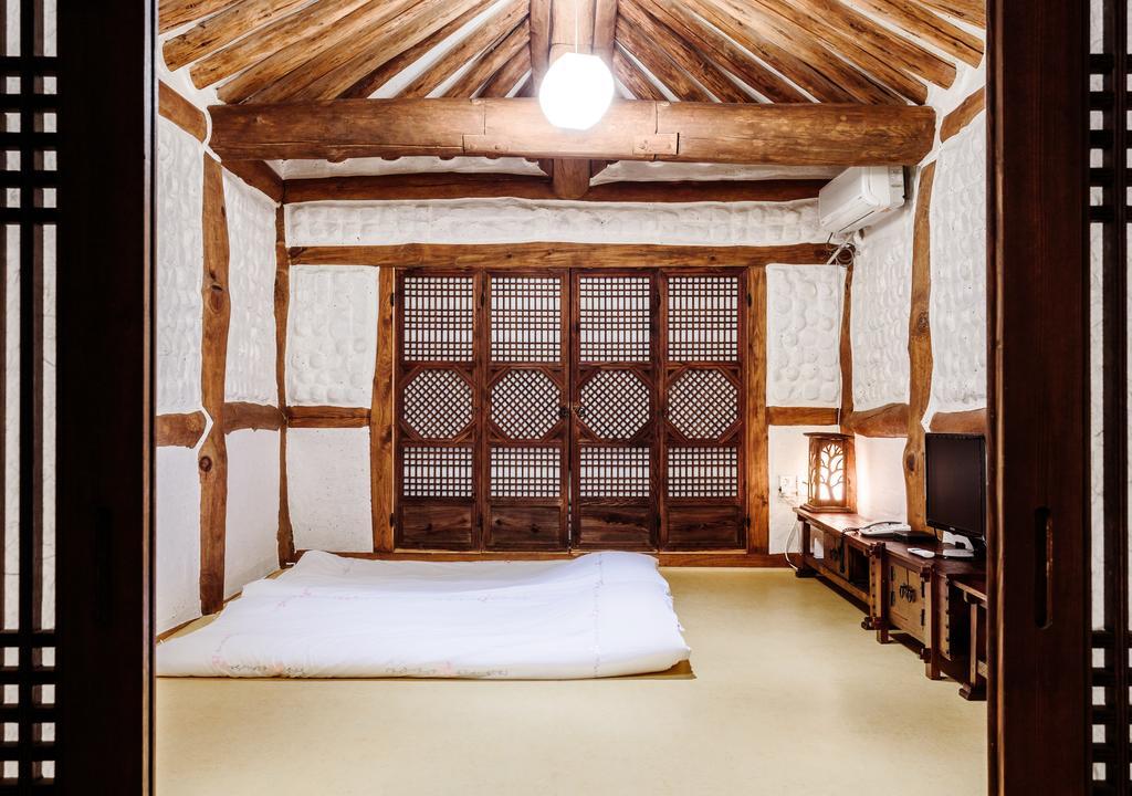 Kasan Tobang Hostel Seogwipo Exterior photo
